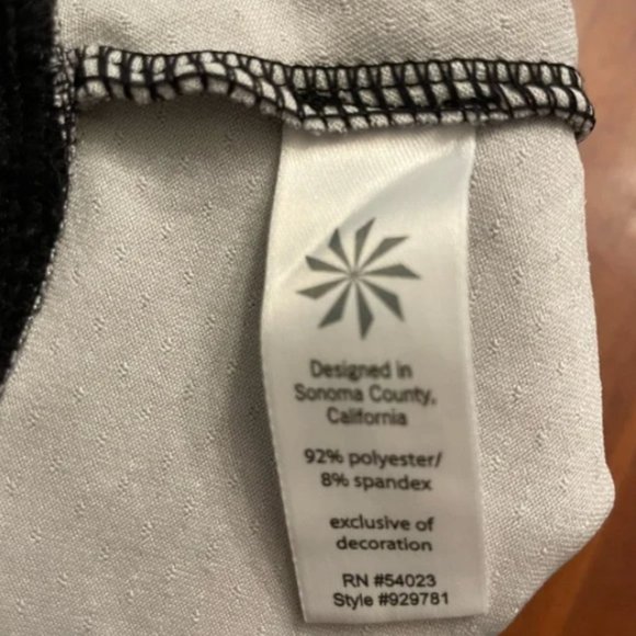 🔥3/$30 Athleta Printed Power Mesh CYA Micro Skirt Black Galaxy Dots Athletic - Picture 9 of 13